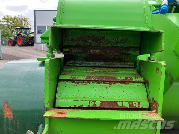  KWFS 2140 Egyéb állattenyésztés gépei és tartozékok