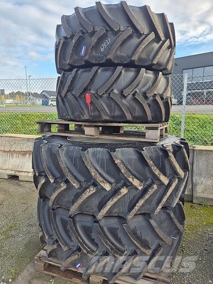 Mitas  Gumiabroncsok, kerekek és felnik