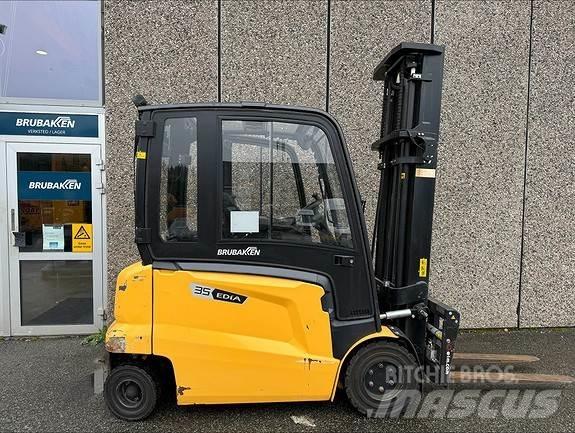 Mitsubishi FB35N Dízel targoncák