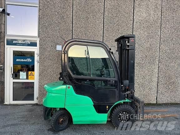 Mitsubishi FD25N Dízel targoncák