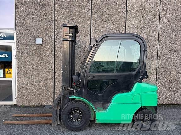 Mitsubishi FD25N Dízel targoncák