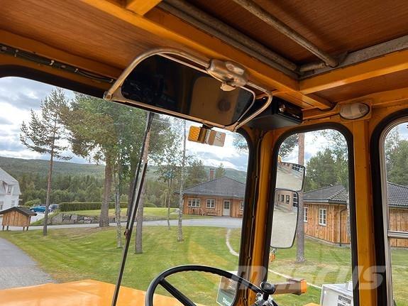 Moxy D16 B Csuklósdömperek