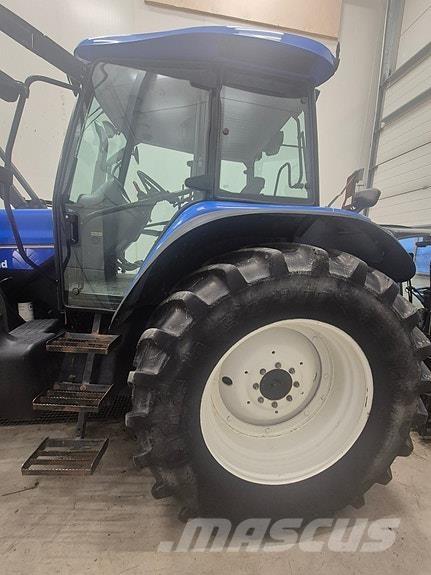 New Holland TM140 Traktorok