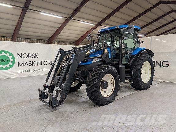 New Holland TS135A Traktorok