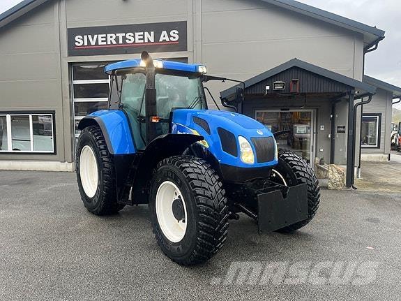 New Holland TVT190 Traktorok