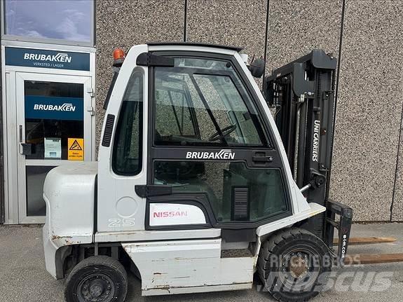 Nissan FD25 45434 Dízel targoncák