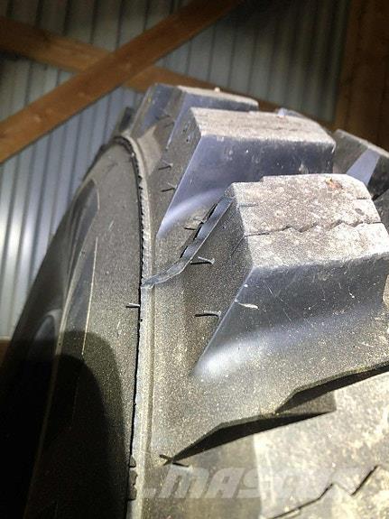 Nokian Hakka TRI Egyéb útkarbantartó és hókotró gépek