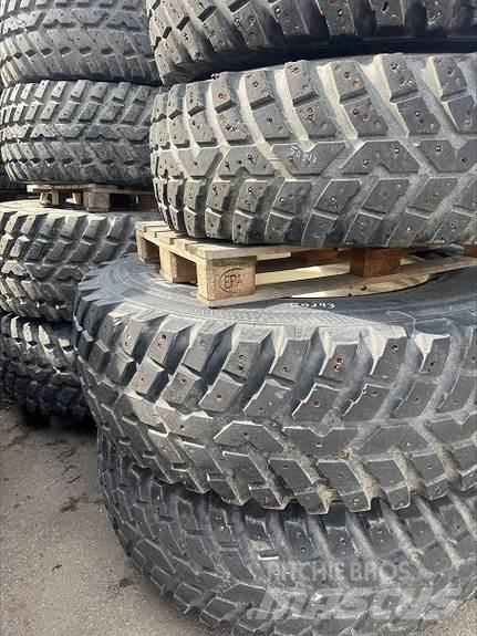 Nokian TRI 2 Gumiabroncsok, kerekek és felnik