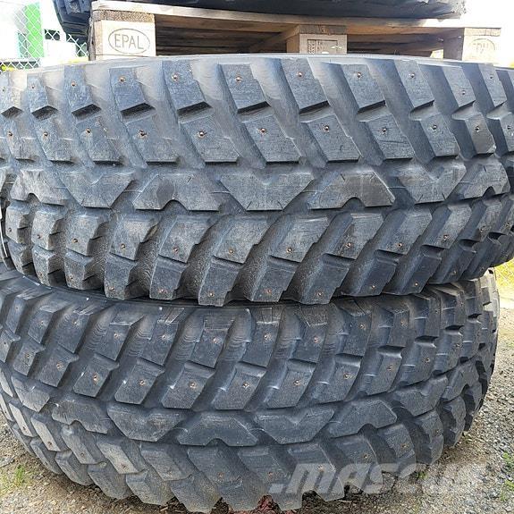 Nokian TRI 2 Gumiabroncsok, kerekek és felnik