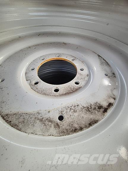 Nokian TRI2 Gumiabroncsok, kerekek és felnik