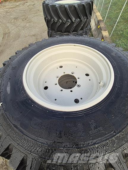 Nokian TRI2 Gumiabroncsok, kerekek és felnik