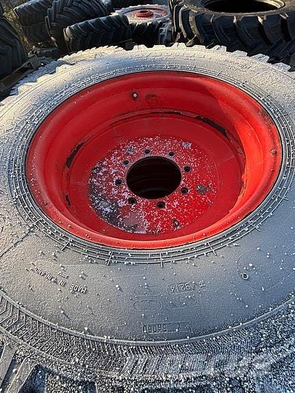 Nokian TRI2 Gumiabroncsok, kerekek és felnik