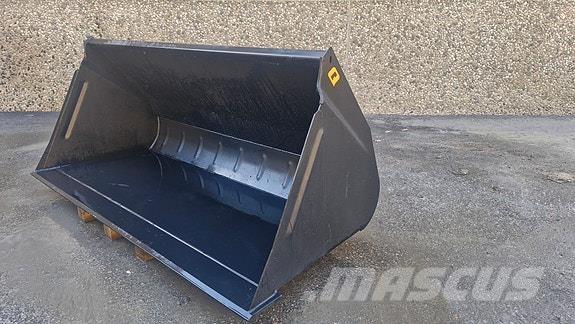 Quicke VL Gumiabroncsok, kerekek és felnik