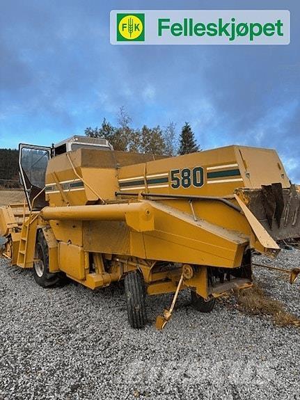 Sampo-Rosenlew 580 Kombájnok