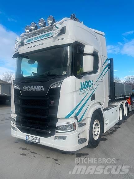 Scania R650 6X4 Nyergesvontatók