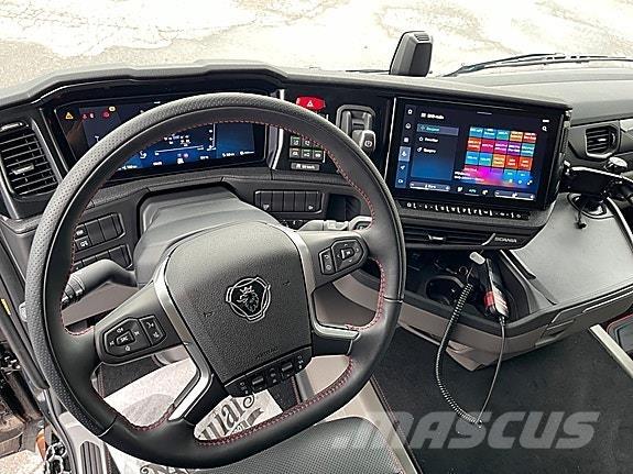 Scania R660A6X4NB Nyergesvontatók
