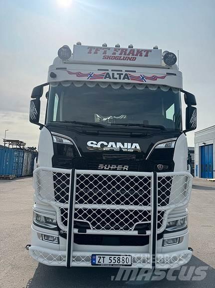 Scania S540 6X2 Nyergesvontatók