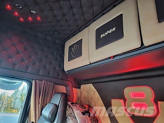 Scania S650A6X2NB Nyergesvontatók