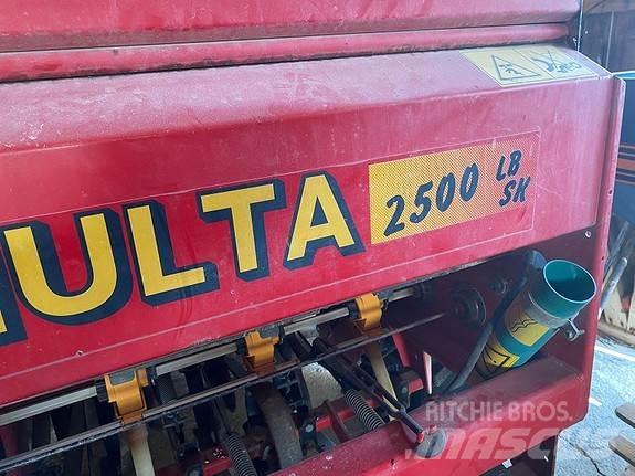 Simulta 2500 LB/SK Műtrágyaszórók