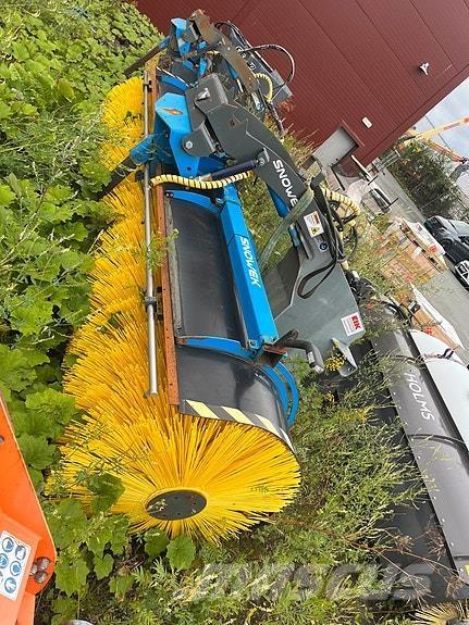 Snowek AH 330 Egyéb útkarbantartó és hókotró gépek