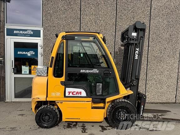 TCM FD25 Dízel targoncák