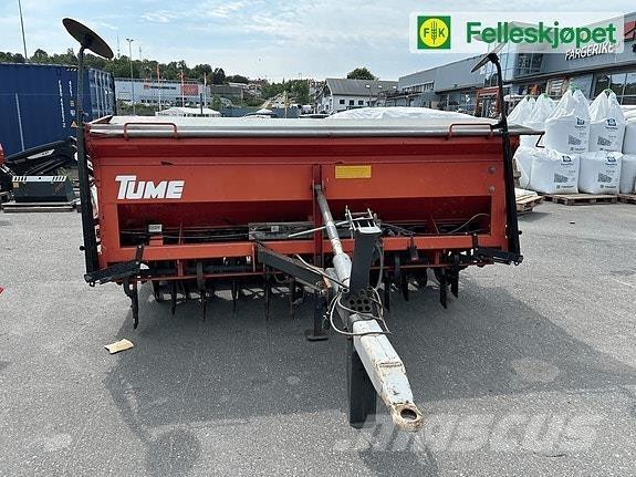 Tume HKL 3000 JC Műtrágyaszórók