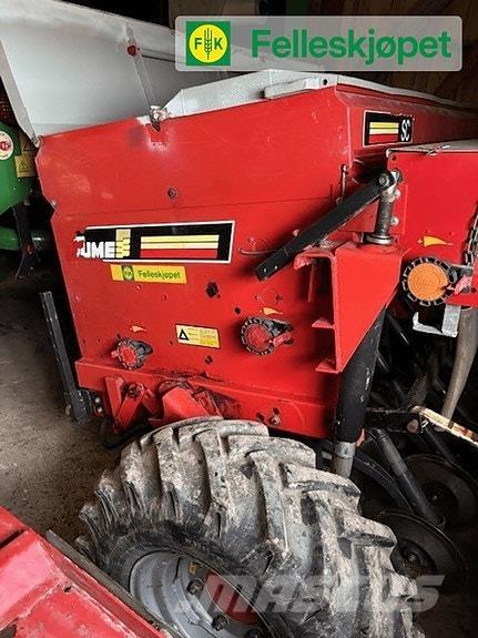 Tume kl 2500 Trágyaszóró