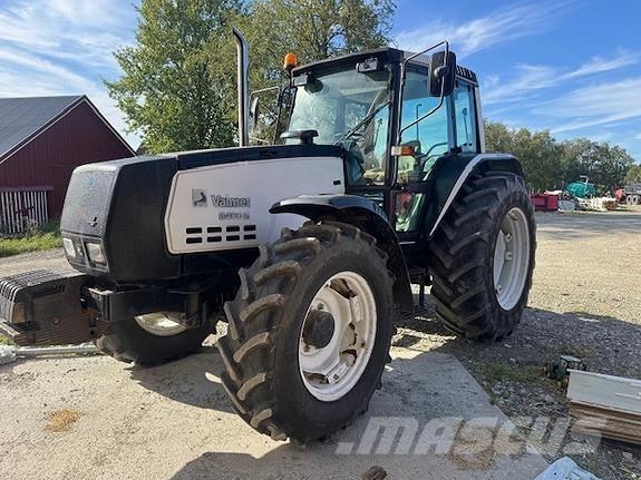 Valmet 8400 Traktorok