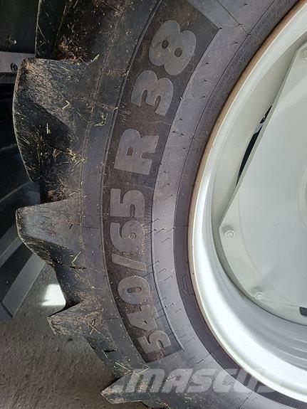 Valtra  Traktorok