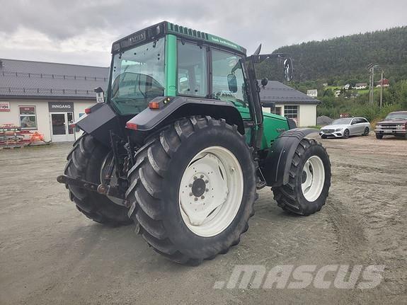 Valtra 6750-4 Traktorok