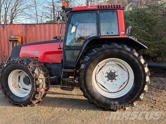 Valtra 6850 Traktorok
