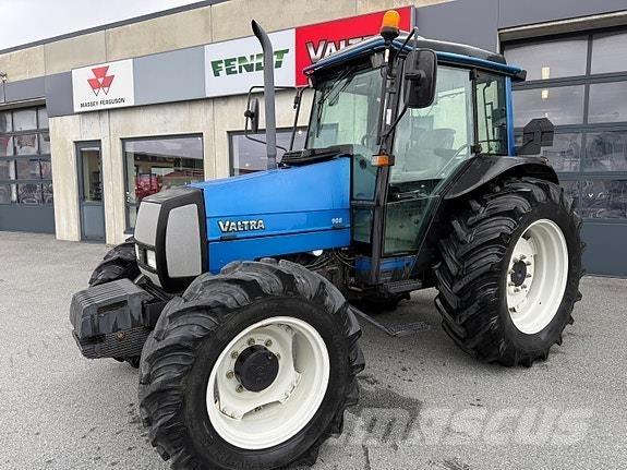 Valtra 900 TURBO Traktorok