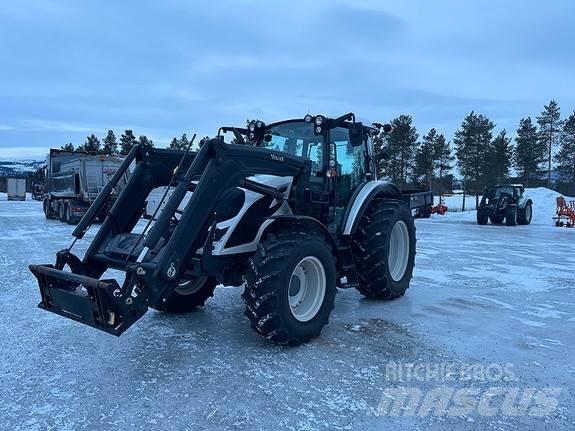 Valtra A105H Traktorok