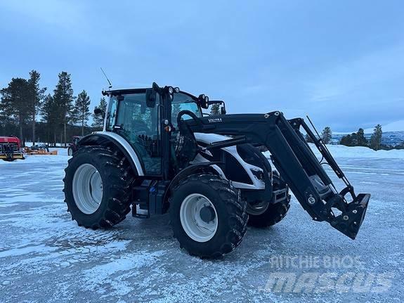 Valtra A105H Traktorok