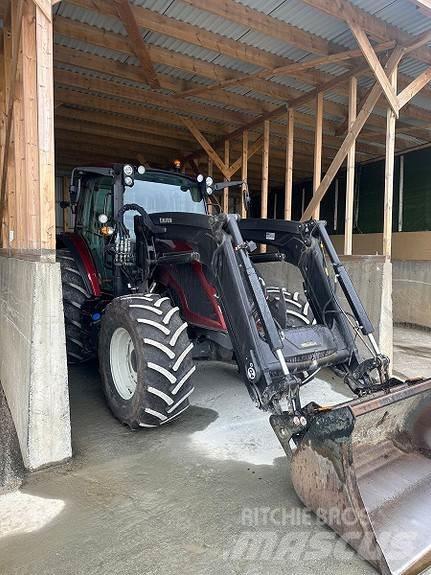 Valtra A105H4 Traktorok
