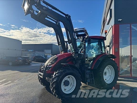 Valtra A115 H4 Traktorok