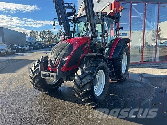 Valtra A115 H4 Traktorok