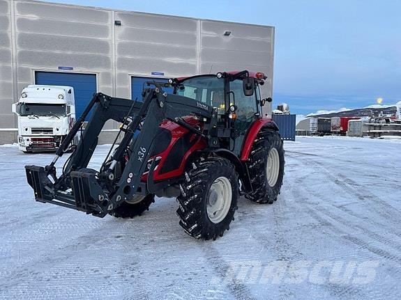 Valtra A75 Traktorok