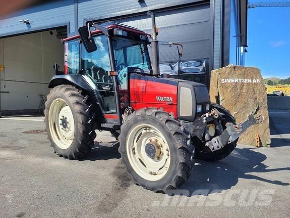 Valtra A75 - 4 Traktorok