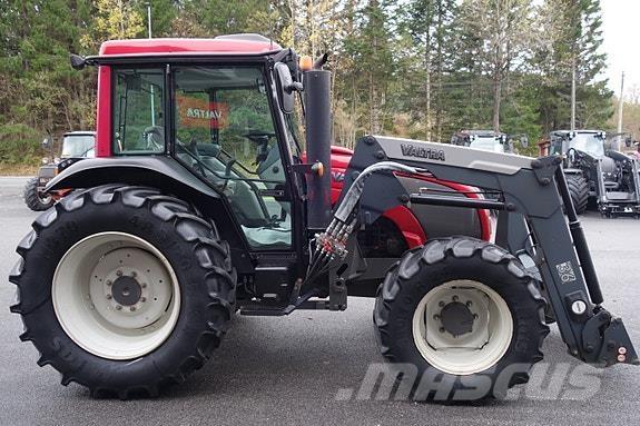 Valtra A93 Traktorok