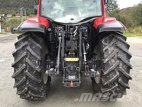 Valtra A95 Traktorok
