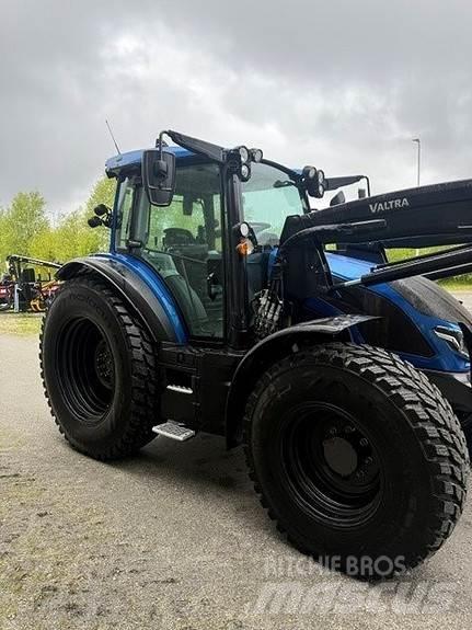 Valtra G 135 A Traktorok