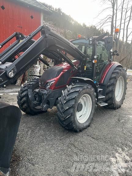 Valtra G125A Traktorok