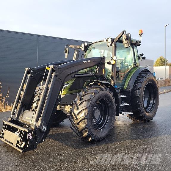 Valtra G135 Active Traktorok