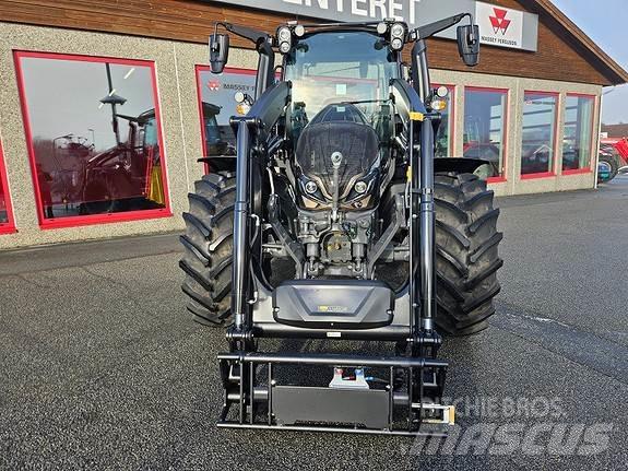 Valtra G135 Versu Traktorok