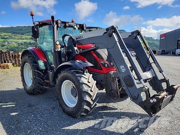 Valtra N 104 H5 Traktorok