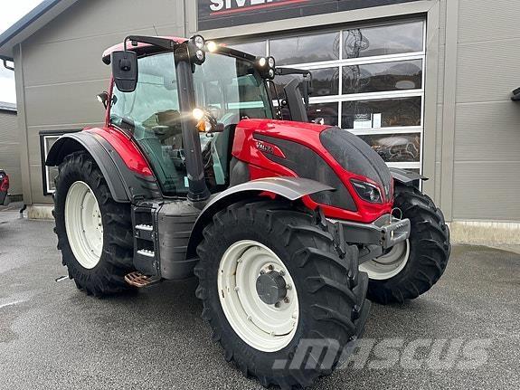 Valtra N 174 VERSU Traktorok