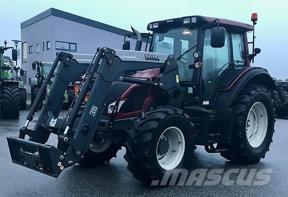 Valtra N103 HiTec Traktorok