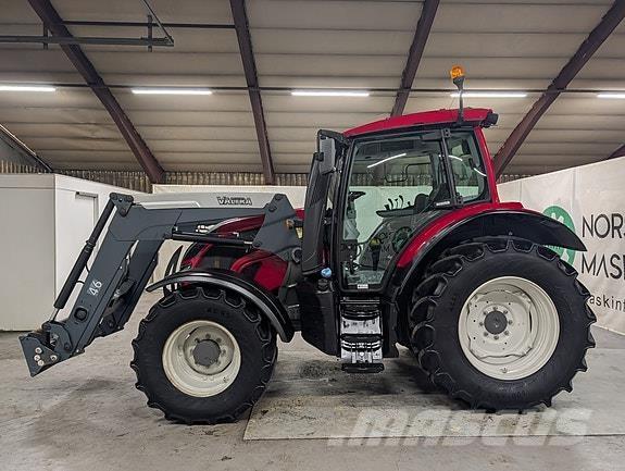 Valtra N104 Hitech Traktorok