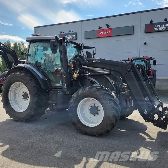 Valtra N104H5 Traktorok